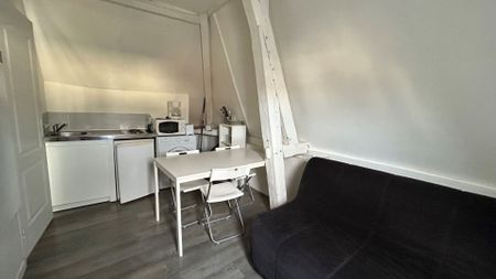 Location Appartement 1 pièce 12m² - Photo 2