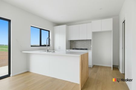 Off Grid Living With 200sqm Shed - Photo 2