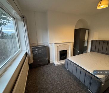 1 bedroom in a house share to rent - Photo 4