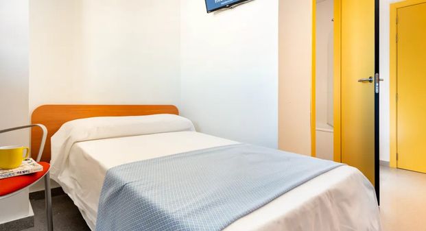 Carretera Su Eminencia, Sevilla, Andalusia 41013 - Photo 1