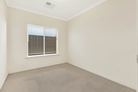 33a Hambledon Road, Campbelltown SA 5074 - Photo 3