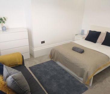 2 bedroom apartment to rent - Photo 3