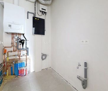 Penthouse met groot terras, 3 slaapkamers en 2 badkamers - Photo 3