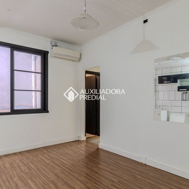Apartamento com 2 quartos e 47m² para alugar em Centro Histórico, Porto Alegre. - Photo 1