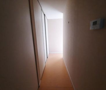Louer appartement 4 pièces de 77 m² - Photo 4