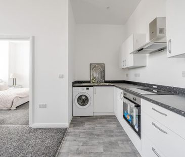 2 bedroom apartment to rent - Photo 3