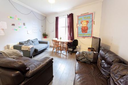 5 bedroom private hall to rent - Photo 3