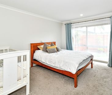 Stylish, Spacious & Easy Living Ã¢Â€Â“ The Complete Family Package - Photo 3