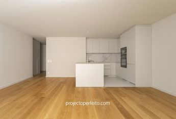 Apartamento T3 em Porto