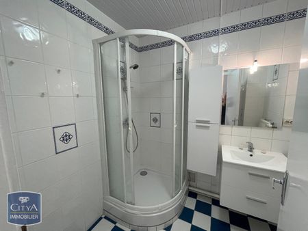 Location Appartement 2 pièces 53m² CAMBRAI 59400 - Photo 4