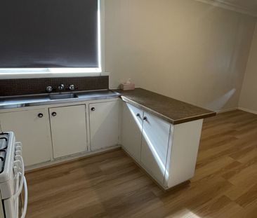 Comfortable 2-Bedroom Unit - Photo 3