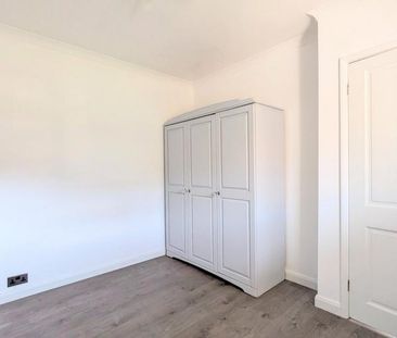 4 bedroom bungalow to rent - Photo 1