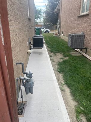 For Lease - 4 Zebra Trail Unit# Bsmt, Brampton, Ontario - Photo 1