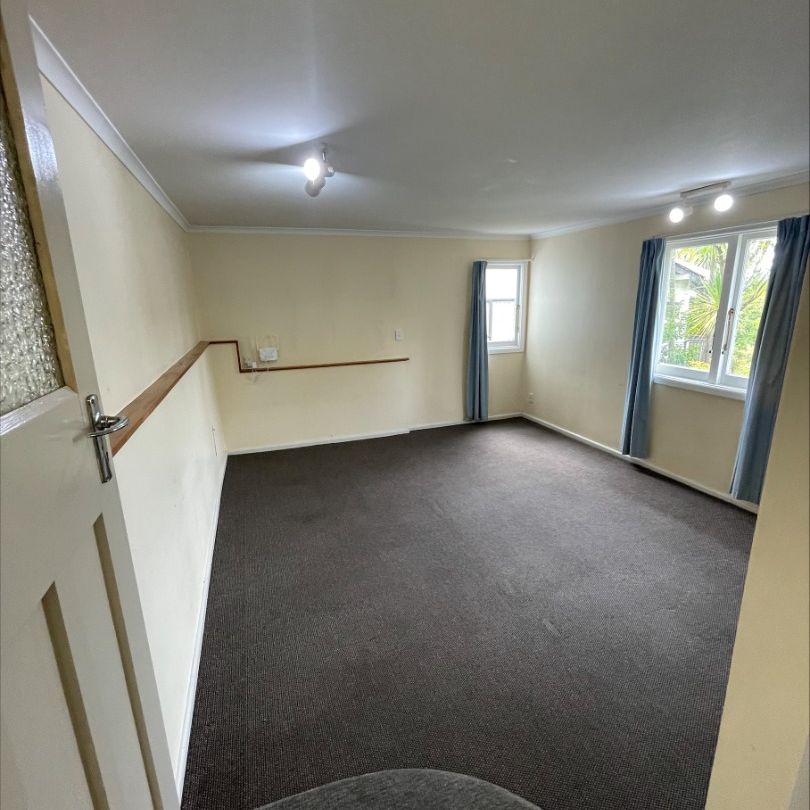 Simla Terrace, Hospital Hill - Photo 1