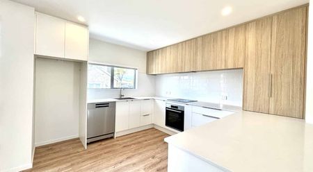 Stunning Property - Photo 4