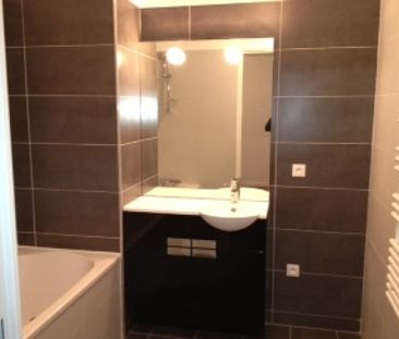 Location Appartement 2 pièces 55m² SURESNES 92150 - Photo 5