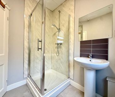 2 bedroom maisonette to rent - Photo 6