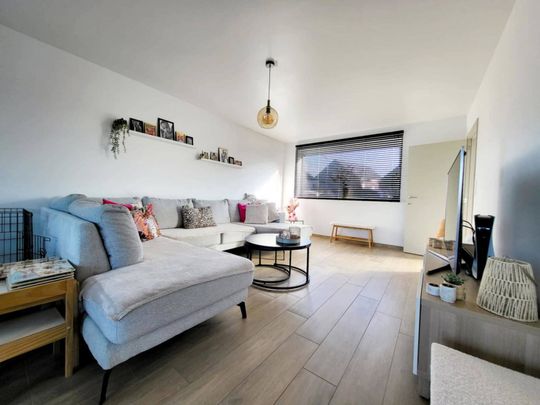 Prachtige nieuwbouwwoning met garage en tuin! - Photo 1