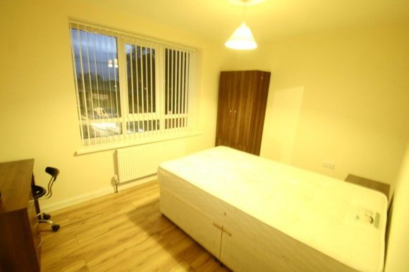 7 Bed - **bills Included** Chelsea Grove, Fenham, Newcastle Upon Tyne - Photo 1