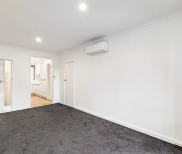 2 / 4 Orrong Rd, Elsternwick - Photo 5