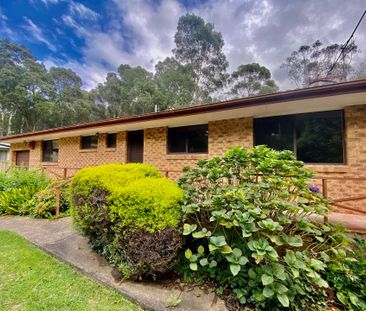 Three Bedroom Home in Catalina - Photo 2