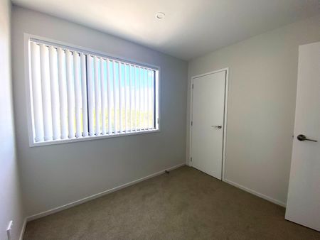 MANGERE BRIDGE, 4 BEDROOMS - Photo 5