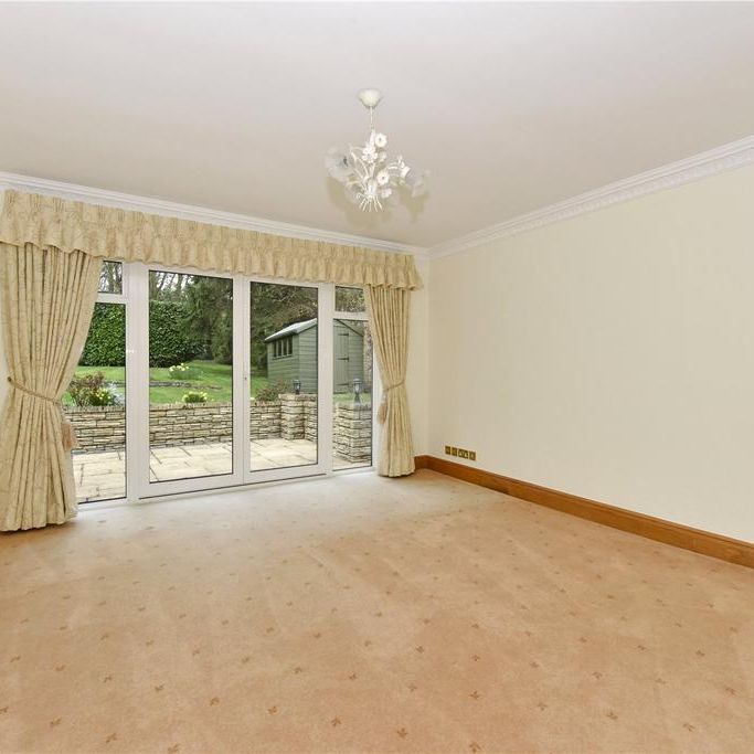 3 bedroom bungalow to rent - Photo 1