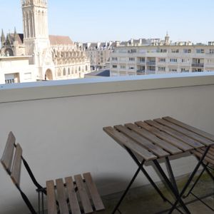 Location Appartement 1 pièce 13m² - Photo 2