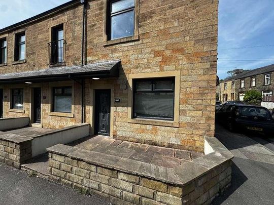 Gisburn Road, Barrowford, BB9 - Photo 1