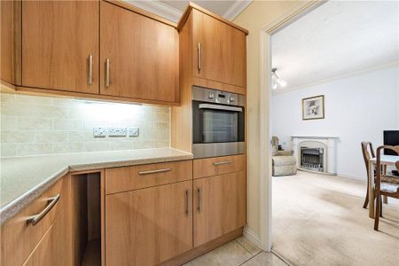 1 bedroom apartment to rent - Photo 2