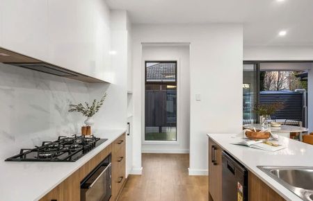 4-bedroom shared house, Blyth street - Photo 3