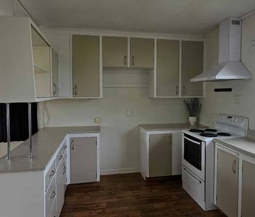 18 Dover Road, St Andrews - Photo 2