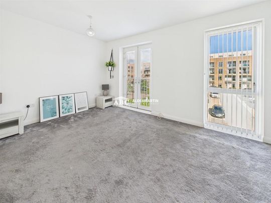 4 bedroom house to rent - Photo 1