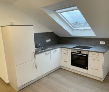 Bonn-Beuel: Schicke, möblierte Dachgeschosswohnung – sofort einzieh... - Photo 5