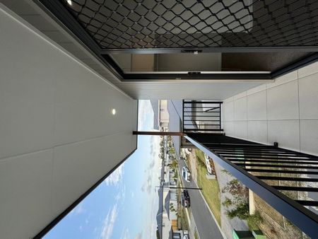 Stylish Living at Coomera Foreshore! - Photo 3