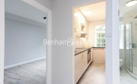 Studio flat to rent in Abbey Road, Hampstead, NW8 - Photo 3