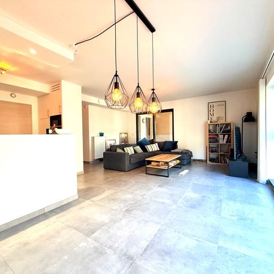 Appartement te huur - Foto 1