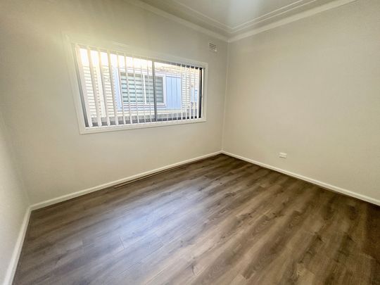 $800 Per week - Photo 1
