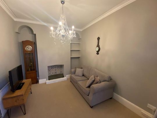 3 bedroom terraced house to rent - Photo 1