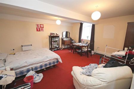 2 bedroom private hall to rent - Photo 4