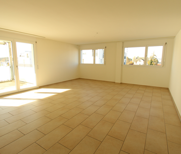 Grosszüge, helle Wohnung mit grossen Balkonen - Foto 4