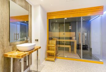 Luxury Villa for rent in Marbella, Andalusia