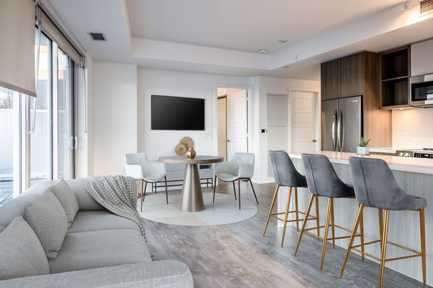 For Lease - 333 Sunseeker Avenue Unit# 323, Innisfil, Ontario - Photo 1