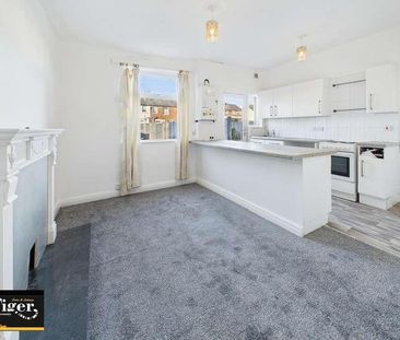 Greenwood Avenue, FY1 - Photo 3