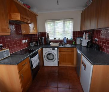 3 bedroom detached house to rent - Photo 3