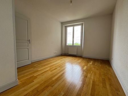 Location Appartement 3 pièces 89m² AIXE SUR VIENNE 87700 - Photo 2