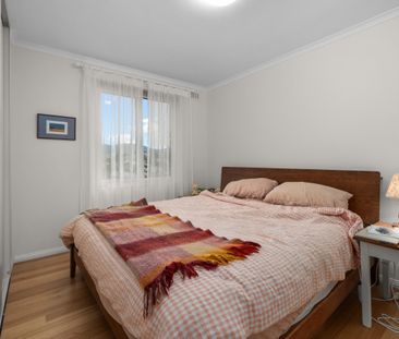 Tucked Away in Mount Stuart - Photo 2