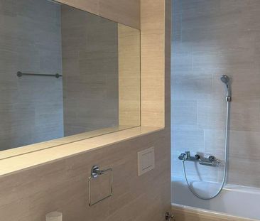 Bellinzona City Centre – Prestigious 5.5-Room Duplex Apartment | Be... - Photo 4