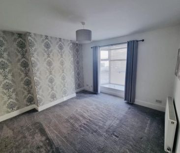 4 bedroom terraced house to rent - Photo 1