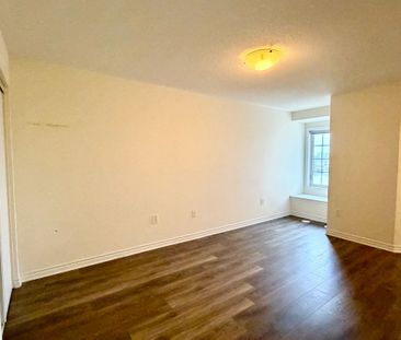 For Lease - 95 Mcalister Avenue, Richmond Hill, Ontario - Photo 3